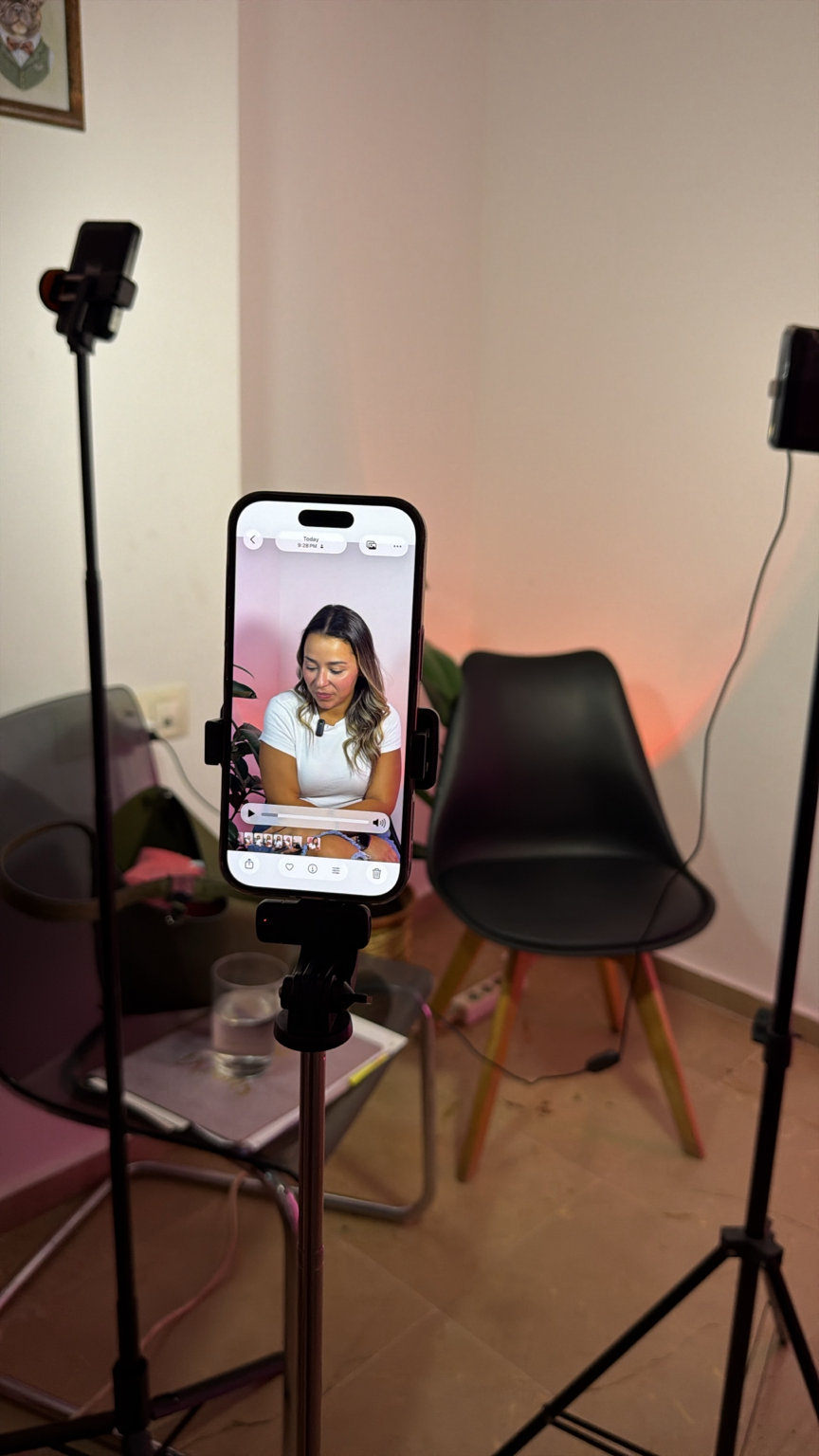 Teléfono grabando una sesión de contenido
